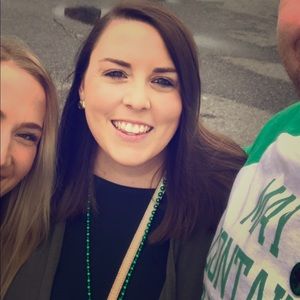 MEET YOUR POSHER 🌟💙💥